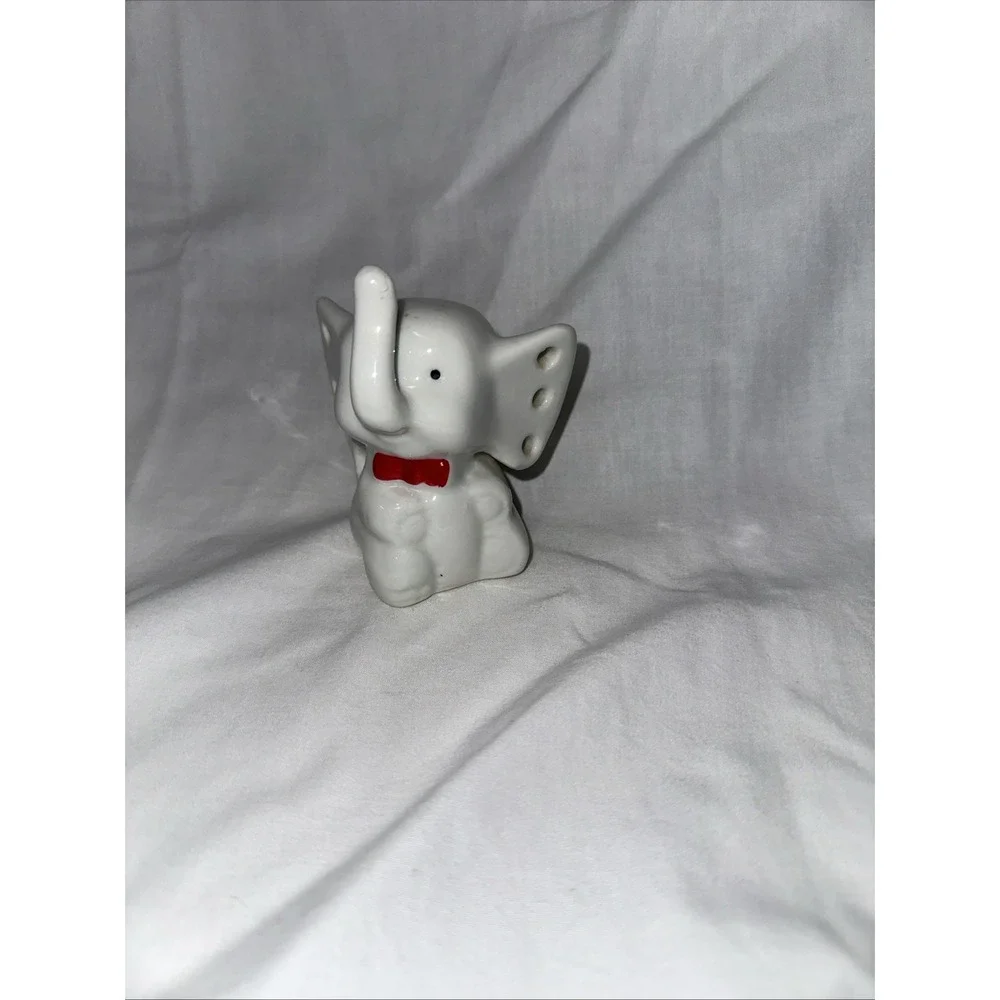 Elephant ‎ Earring Holder/ring Vintage